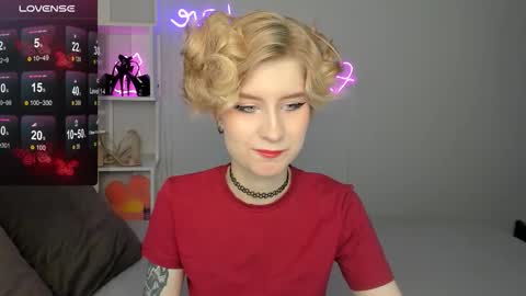 Jules online show from October 5, 1:03 am