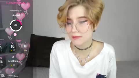 Jules online show from February 24, 11:10 am