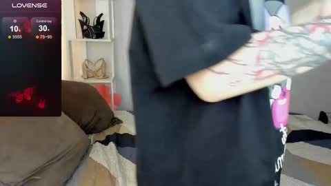 Jules online show from September 15, 1:40 am