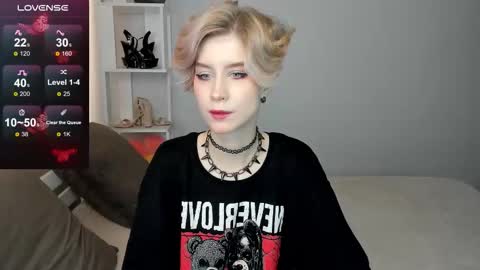 Jules online show from September 11, 1:07 am