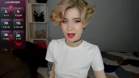 Jules online show from September 18, 12:47 am