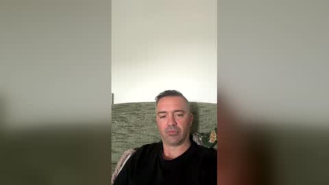 julesverne1 online show from June 8, 8:48 am