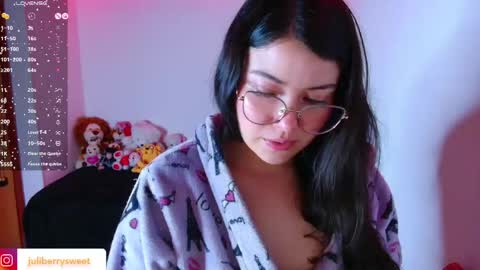 Juliana online show from March 24, 4:18 am