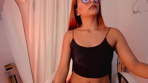 Julia online show from February 3, 12:58 am