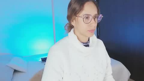 Julia Schedule 10 pm to 4  am GTM-5 online show from September 16, 2:35 am