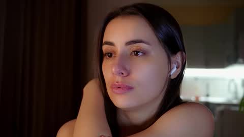 Molly online show from March 11, 3:26 pm