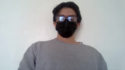 Julian Mora online show from March 3, 4:15 pm