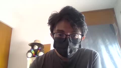 Julian Mora online show from February 14, 5:25 pm