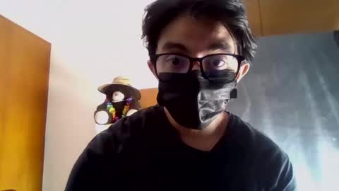 Julian Mora online show from February 13, 7:10 pm