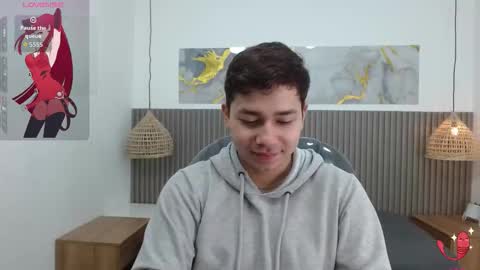 julian_smith21 online show from March 7, 1:00 pm