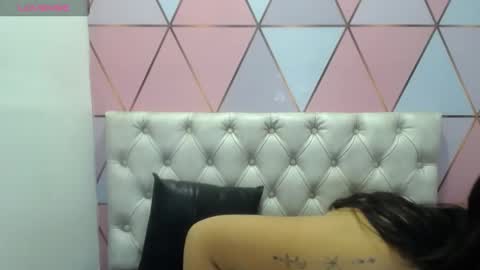 Snapshot of juliana_boobx chatting on March 8, 11:27 am Juli online show from March 8, 11:27 am