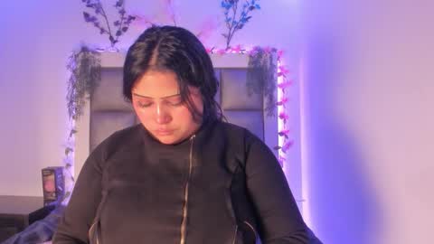 juliana_js_ online show from February 9, 4:16 am