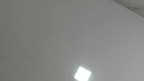 Juliana online show from March 10, 1:59 pm