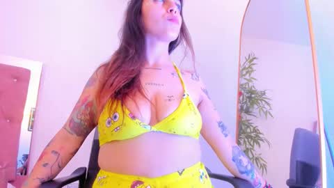 JulianaCarter online show from February 25, 11:30 pm