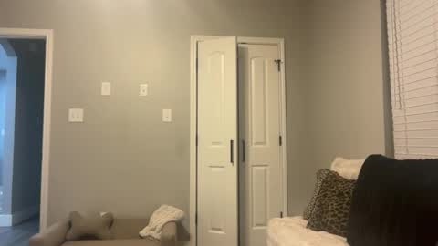 Julianna Peyton online show from July 17, 2:24 am