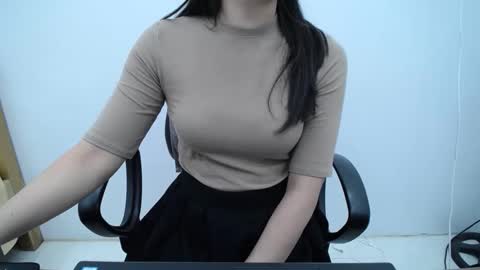 julie9x online show from October 27, 9:15 pm