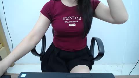 julie9x online show from September 27, 1:03 am