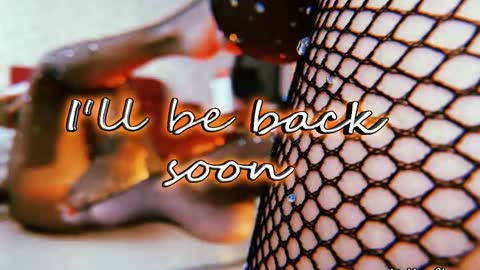 Julie online show from November 14, 3:58 pm