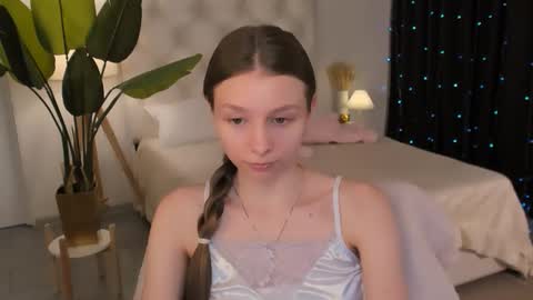 juliedaniel online show from March 3, 7:37 am