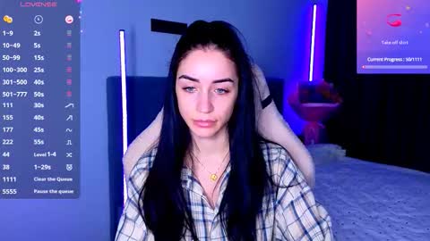 juliet_lu online show from March 18, 8:09 am