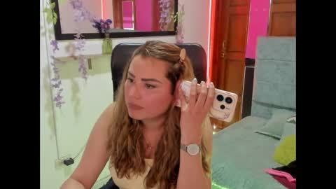 julieta_star69 online show from April 18, 7:18 pm