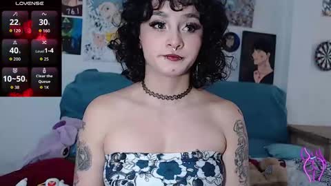 Julieta Jaguar online show from October 25, 2:50 pm