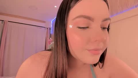 Julieta Vargas online show from February 25, 7:39 pm