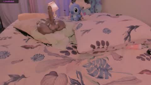 Julieta Vargas online show from November 9, 2:53 pm