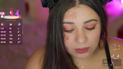 J U L I E T online show from October 27, 4:29 pm