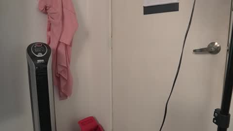 Julieth online show from April 6, 4:46 am