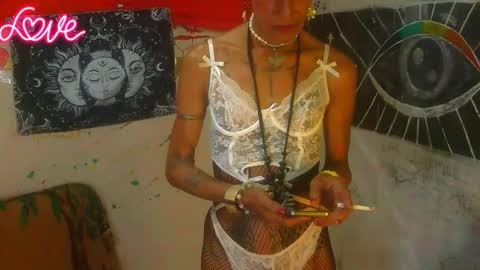 Snapshot of julieth_wolf chatting on October 1, 5:34 pm Julieth Wolf online show from October 1, 5:34 pm