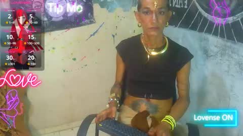 Snapshot of julieth_wolf chatting on October 16, 4:45 am Julieth Wolf online show from October 16, 4:45 am