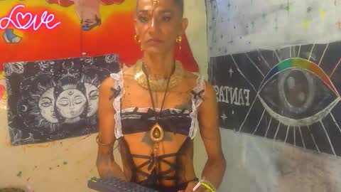 Snapshot of julieth_wolf chatting on October 2, 10:19 pm Julieth Wolf online show from October 2, 10:19 pm