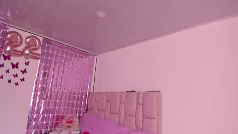 julietha online show from February 4, 7:51 pm