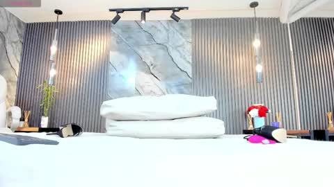 Julietha online show from November 27, 5:37 am