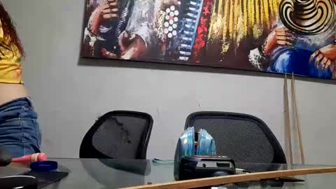 julietta max  online show from March 11, 3:04 pm