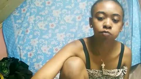 juliette9794 online show from September 27, 6:05 pm