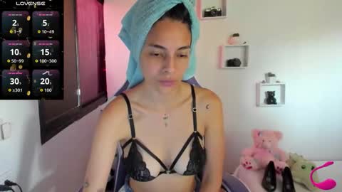 juliette online show from February 11, 5:17 pm