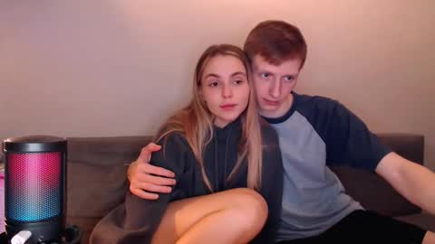 sweet online show from December 3, 10:10 pm