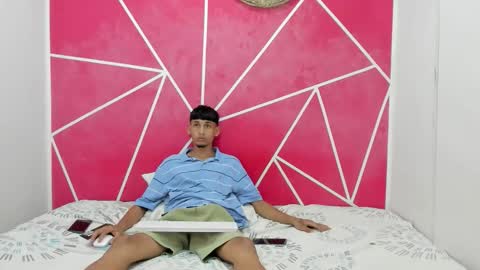 junior_bigcock3 online show from November 21, 6:28 pm