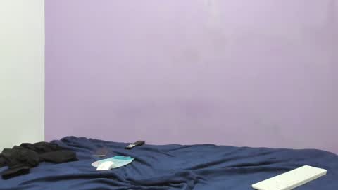 junior_bigcock3 online show from February 9, 6:26 pm