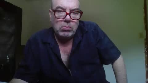 junkhp1 online show from May 26, 6:58 pm