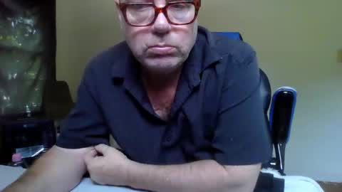 junkhp1 online show from May 25, 4:24 pm
