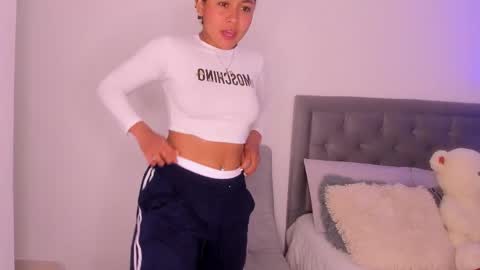  viviana  sasha  online show from September 12, 4:42 pm