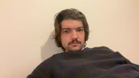 just_a_guy_with_a_big_cock online show from March 18, 8:20 am