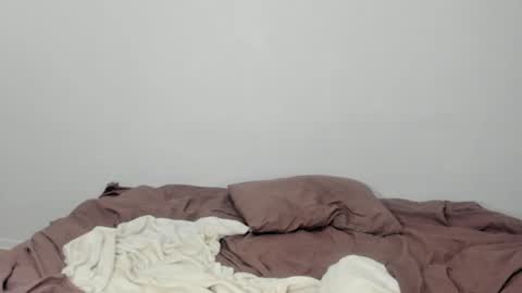 Jeni online show from February 21, 10:59 pm