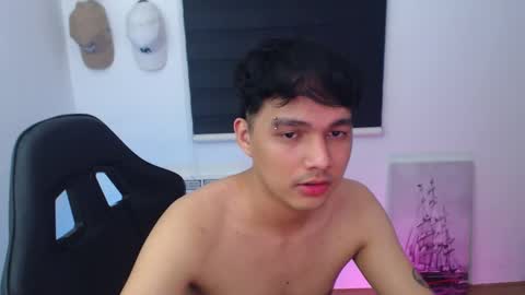 Rhys online show from February 25, 2:37 pm