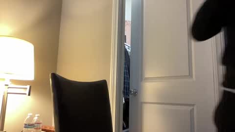 J online show from December 4, 10:18 am