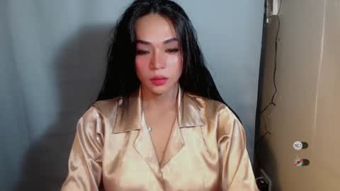 justhewayouare21 online show from July 18, 8:00 pm