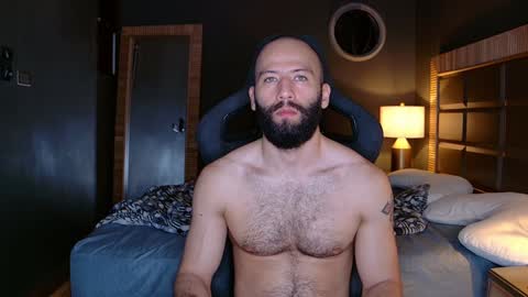 Justin online show from January 9, 1:50 am